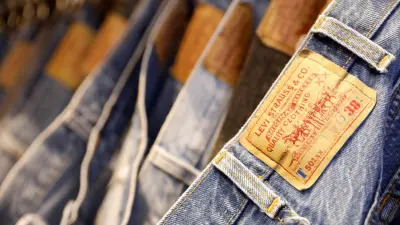 Geschäftszahlen-Newsblog: Levi Strauss hebt Prognose, Foxconn übertrifft Erwartungen