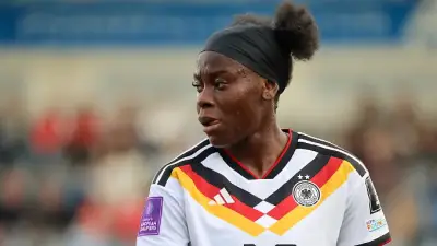 Investorin polarisiert: Anyomi wechselt zu London City Lionesses