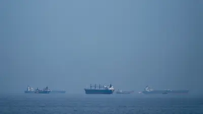Iran-Krieg: Öltanker mit saudiarabischem Rohöl drehen im Roten Meer ab