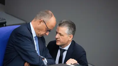 Kanzler Merz trifft auf verärgerte Fraktion vor Neuwahl des Vorsitzenden