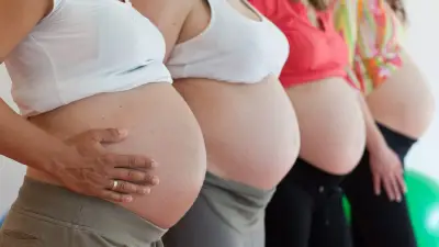 Leihmutterschaft: Brutale Verträge mit Abtreibungsklauseln