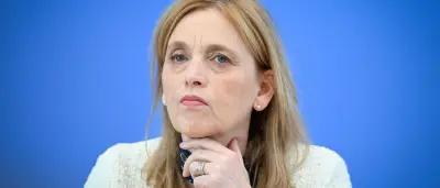 Leihmutterschaft: Deutsche gespalten nach Spahn-Rücktritt
