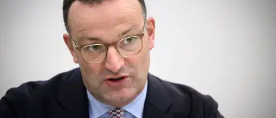 Merz fordert Spahn zum Rücktritt als Unionsfraktionschef auf