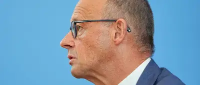 Merz verteidigt Kürzung beim Unterhaltsvorschuss für Alleinerziehende