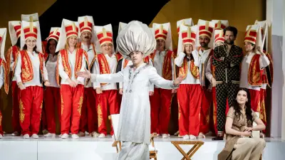 Mozarts Oper mit Bülent Ceylan: Einzigartige Inszenierung bei BILD im Replay