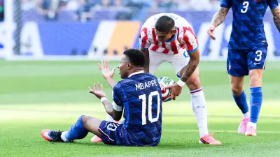 Paraguay-Verteidiger packt aus: Mbappé fragte mich: Willst du mich küssen?