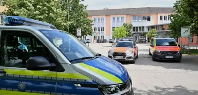 Polizeieinsatz in Schongau: Zwei Schwerverletzte an Gymnasium – 16-Jähriger festgenommen