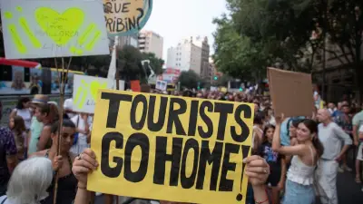 Polizeigewalt bei Mallorca-Protest: Urlauber von Gummigeschossen getroffen