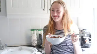 Proteinreiches Frühstück reduziert Zuckerkonsum bei Jugendlichen