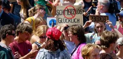 Proteste bei Merz-Besuch: Uni Köln gründet Adenauer School of Government