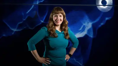 Ricarda Lang kritisiert Merz: „Zehn Minuten mit Hausarzt telefonieren“