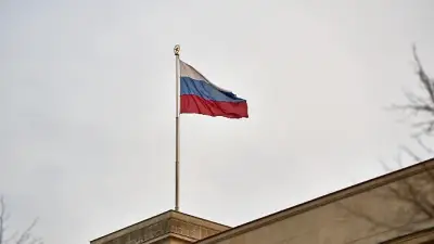 Russischer Su-57-Kampfjet nahe Moskau abgestürzt – technischer Fehler oder Eigenbeschuss?