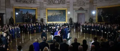 Selenskyj und Netanjahu bei Trump: Zwei Kriege, ein Trauerfall in Washington