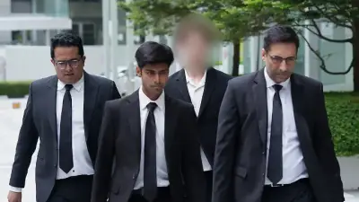 Strohhalm-Streich: Franzose in Singapur vor Gericht – Haftstrafe möglich