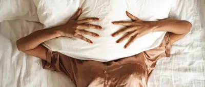 Testosteron für die Libido: Sheila de Liz‘ „Light my Fire“ unter Kritik