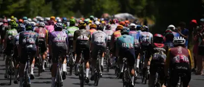 Tour de France: Van der Poel gewinnt Hitzeschlacht auf verkürzter Etappe