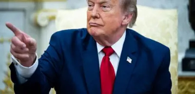 Trump droht Iran erneut mit Zerstörung von Kraftwerken und Brücken