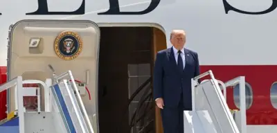 Trump wechselt unerwartet Flugzeug nach Nato-Gipfel