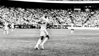 Uralt-Kamera im Einsatz: WM 2026 mit Zeiss Ikon fotografiert
