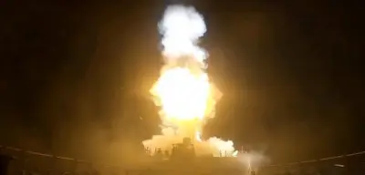 USA bombardieren Iran erneut: Vierte Angriffswelle – Ölpreise steigen