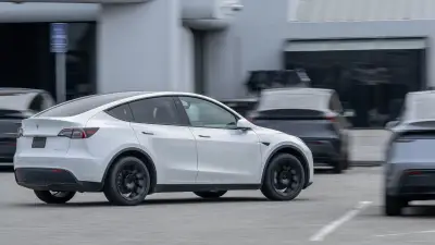 USA erwägen neue Türgriff-Vorschriften nach tödlichen Tesla-Unfällen
