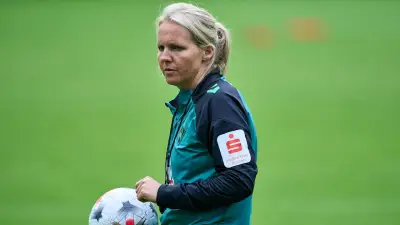 Werder-Frauen: Kromp überrascht von Ex-Spielerin-Kritik – Kabinen-Gipfel