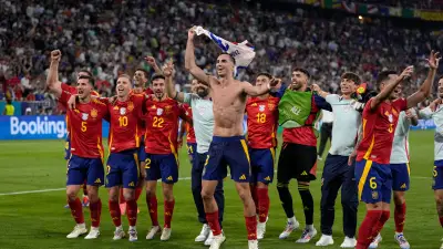 WM-Finale: Trump muss Spanien den Pokal überreichen