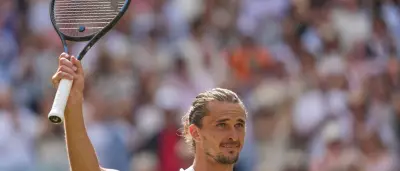 Zverev erreicht erstes Wimbledon-Finale – Duell mit Sinner am Sonntag