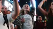 10 Jahre Pokémon GO: Zehntausende stürmen Times Square für Mega-Raid