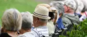 1326 Euro im Schnitt: Millionen Rentner zahlen Steuern nach