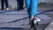 14-Jähriger bei E-Scooter-Unfall in Mönchengladbach schwer verletzt