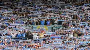6000 Hansa-Fans stürmen Testspiel in England: Gästeblock überfüllt