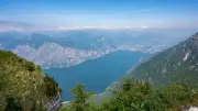 61-jähriger Deutscher stirbt bei Gleitschirmunfall am Gardasee