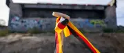 A100: Neue Brückenteile werden eingehoben – S-Bahn gesperrt