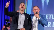AfD-Politiker singen DDR-Hymne bei Wahlkampf in Dessau-Roßlau