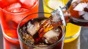 Aldi Süd fordert Zuckersteuer auf Softdrinks – Edeka lehnt ab