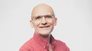 Alexander Heinen: Journalist mit Erfahrung und Leidenschaft für Eilmeldungen