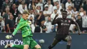 Alexander Nübel feiert Debüt für Besiktas mit Glanzparade