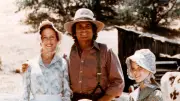 Alison Arngrim enthüllt Alkohol und Druck am Set von „Unsere kleine Farm“