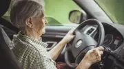 Altersdiskriminierung bei Kfz-Versicherungen: Senioren zahlen drauf