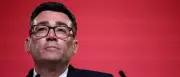 Andy Burnham verspricht „mehr Luft zum Atmen“ bei Finanzen