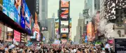 Argentinien-Fans feiern am Times Square vor WM-Finale gegen Spanien