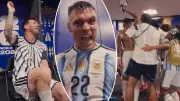 Argentinien feiert wilde Kabinenparty nach dramatischem Comeback-Sieg gegen Ägypten