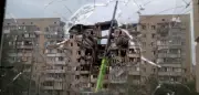 Asymmetrische Angriffe: Kyjiw erleidet 90 Tote, Moskau kaum Schäden