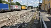 Bahnstrecke Friedberg-Hanau nach Güterzug-Entgleisung weiter gesperrt
