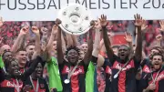 Bayer-Meister-Uhr für 19.000 Euro bei Juwelier aus Düsseldorf