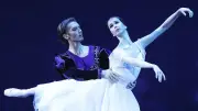 Bayerisches Staatsballett: Star-Tänzer Julian MacKay fristlos entlassen