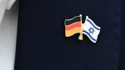 Bayern: Mann mit Israel-Anstecker brutal attackiert – Angreifer in U-Haft