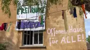 Besetztes Uni-Gebäude in Gießen: Ultimatum abgelaufen, Besetzer bleiben