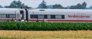 Betrunkener ohne Ticket legt ICE von Berlin nach Hamburg lahm